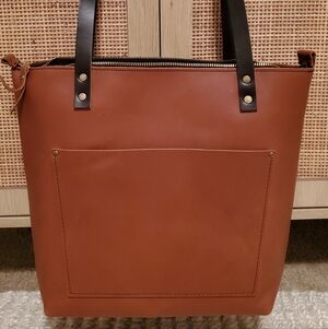 Portland Leather Medium Tote Bag in Honey